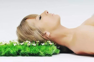 1648641396626435.jpg 1648107541533762111.jpg